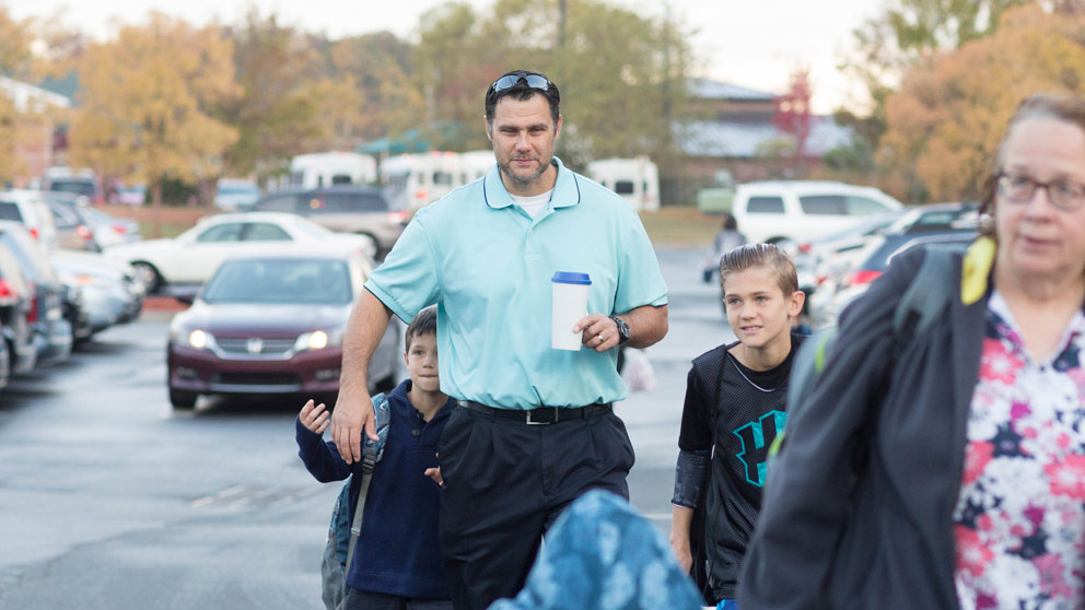 Parents with arriving students